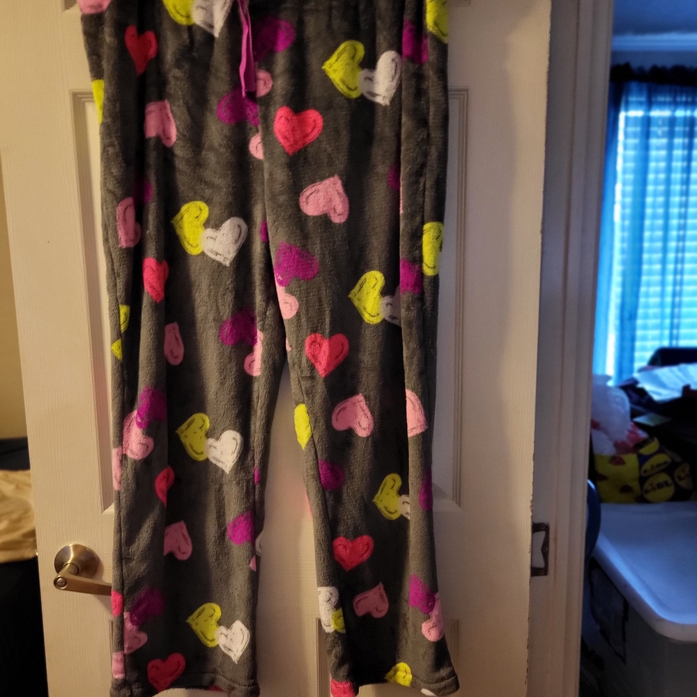 Womens Secret Treasures Used Lounge Bottoms - Gray with Colorful Hearts